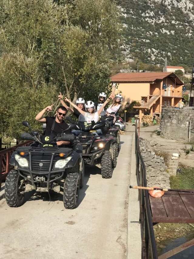 Комплексы для отдыха с коттеджами/бунгало Ethno Village Skadar lake Ponari-47